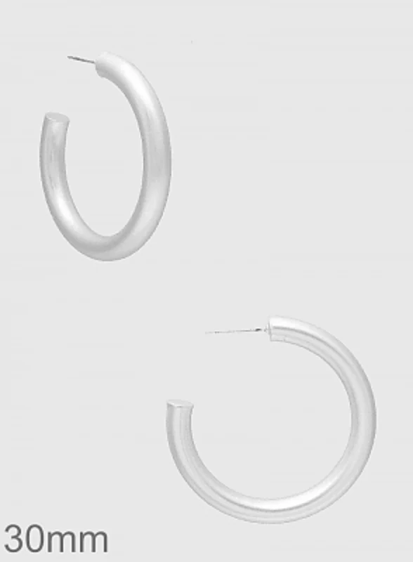 Medium Metal Hoop Earrings - Image 5