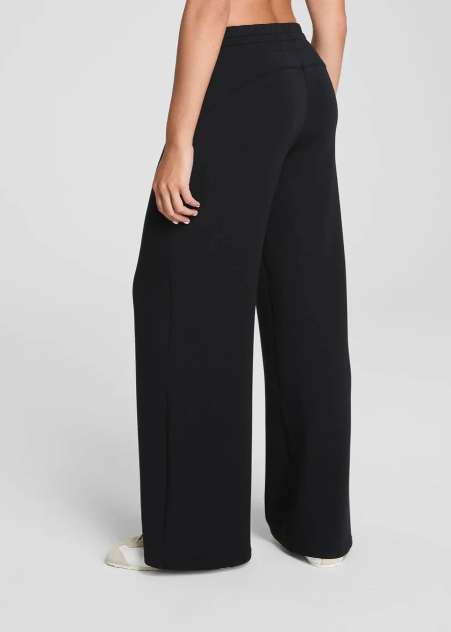 AirEssentials Wide Leg Pant - Image 3