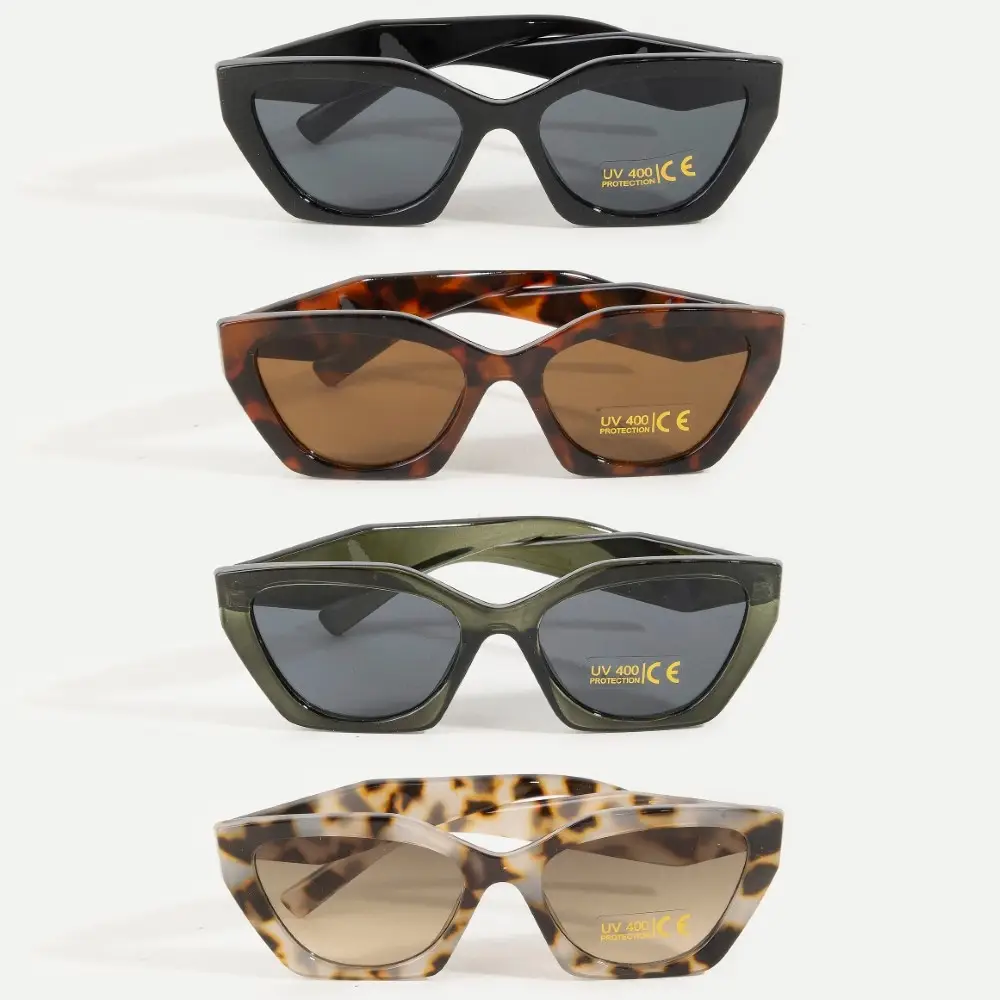 Aracelli Chic Frame Sunglasses - Image 5