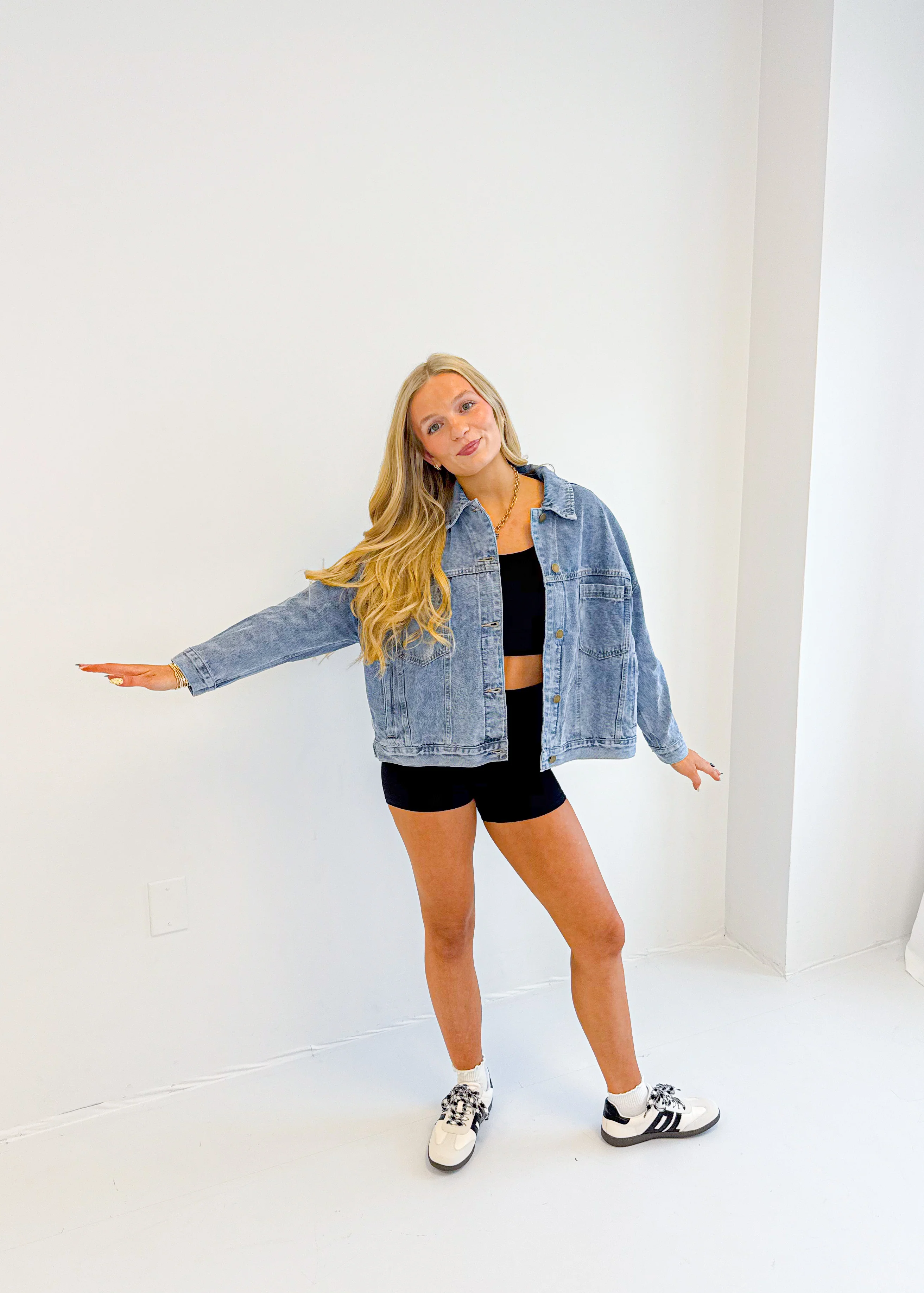 Contour Biker Shorts - Image 3