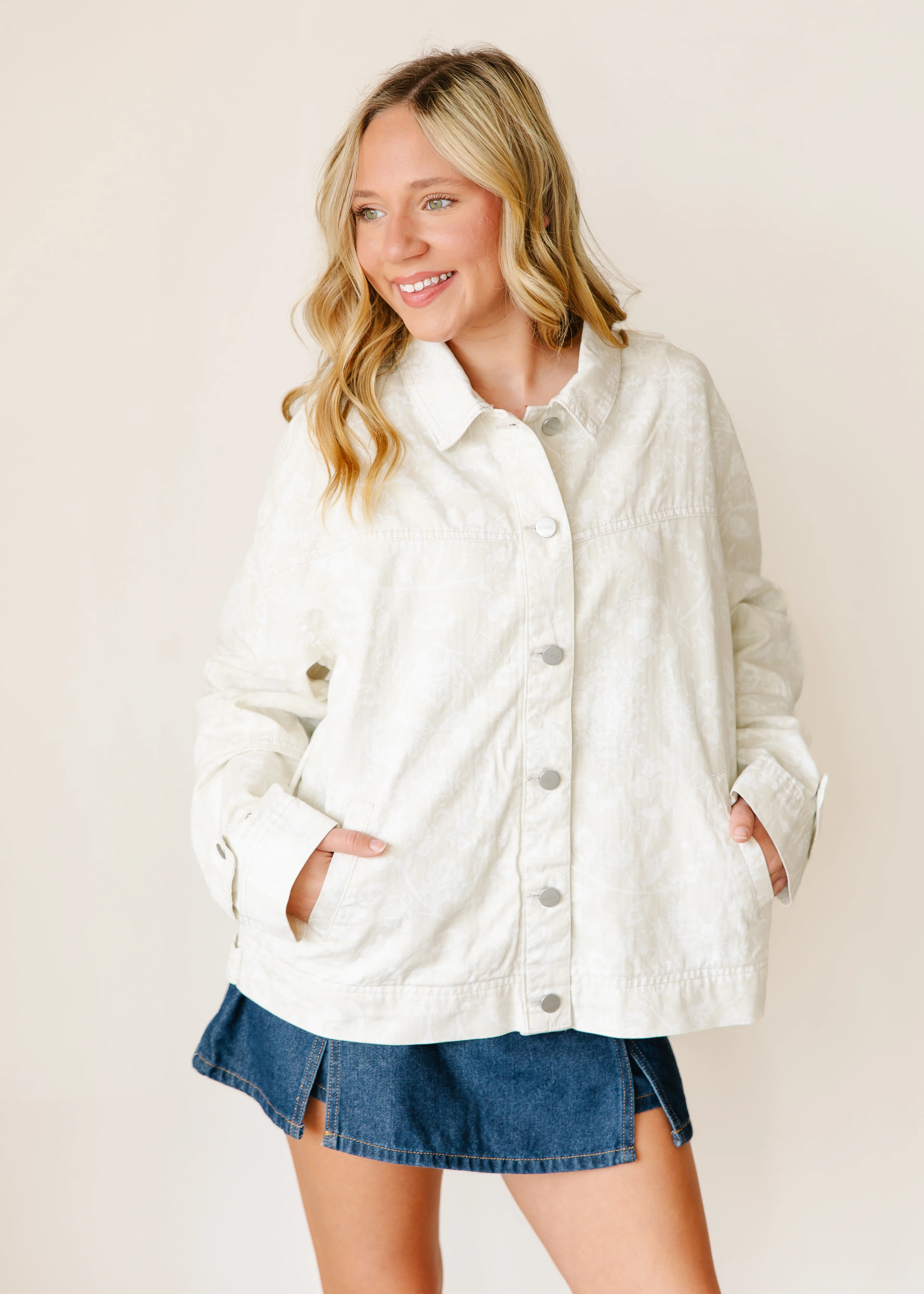 Emma Collar Oversized Jacket - Image 5