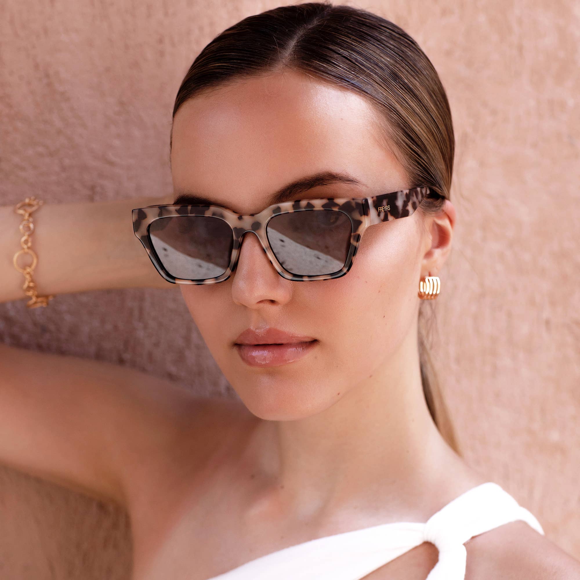 Hayden Rectangular Sunglasses - Image 2