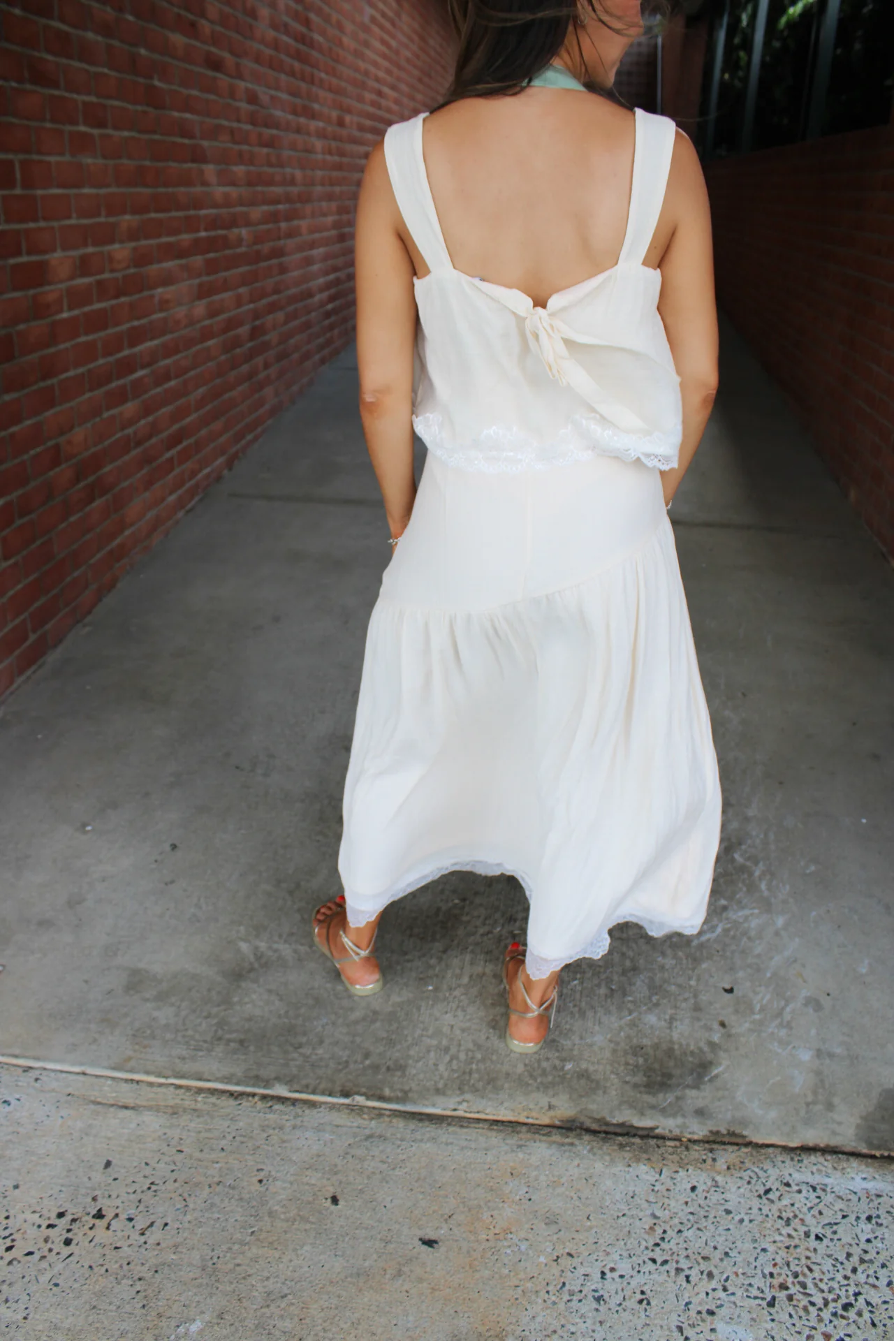 Lace Detail Side Slit Midi Skirt - Image 2