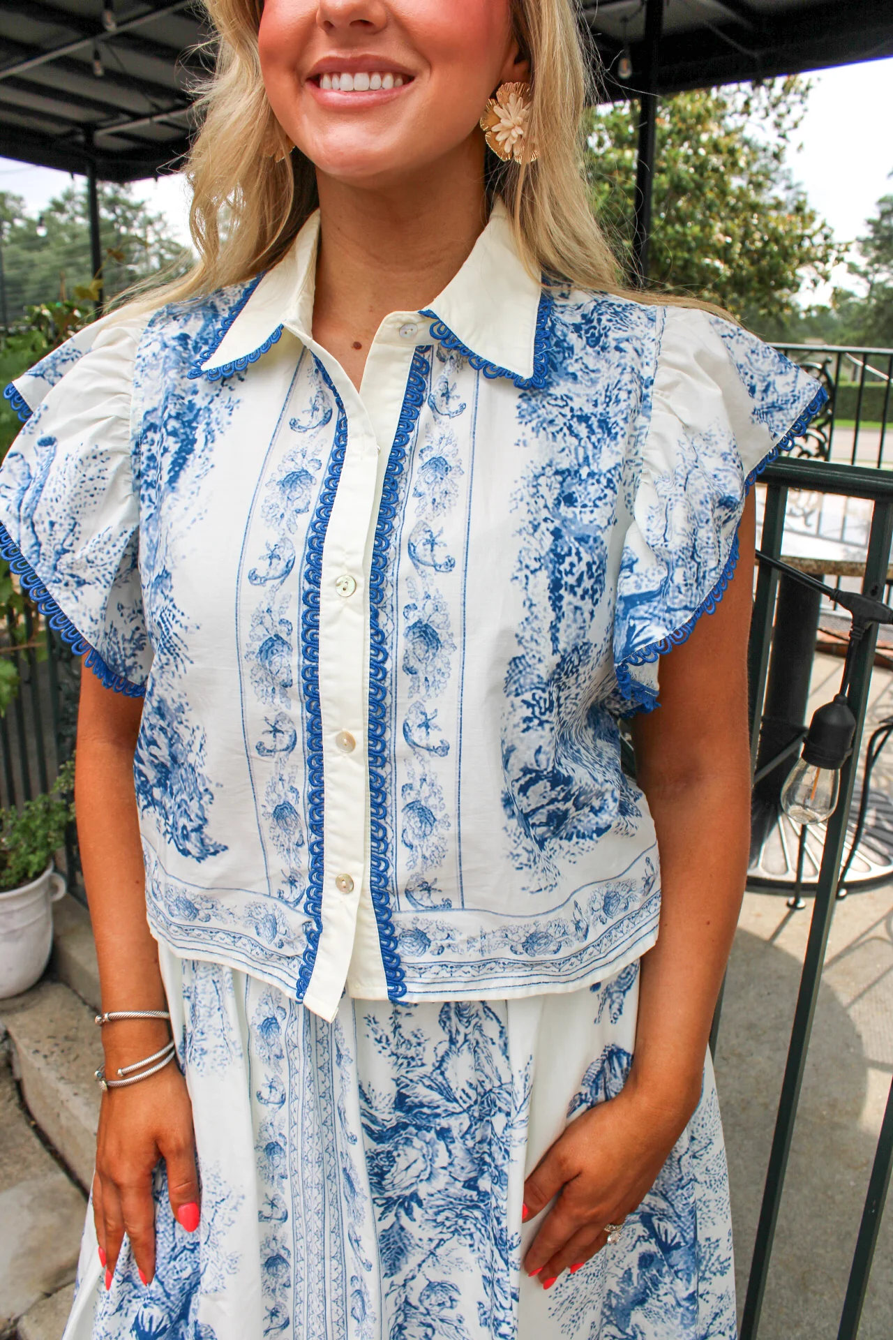 Nantucket Floral Blouse - Image 4