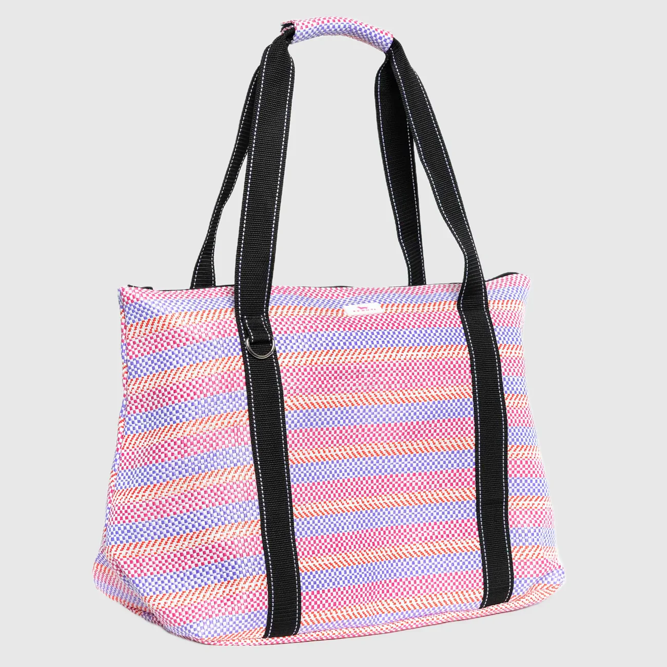 On Holiday Woven Travel Bag - Image 3