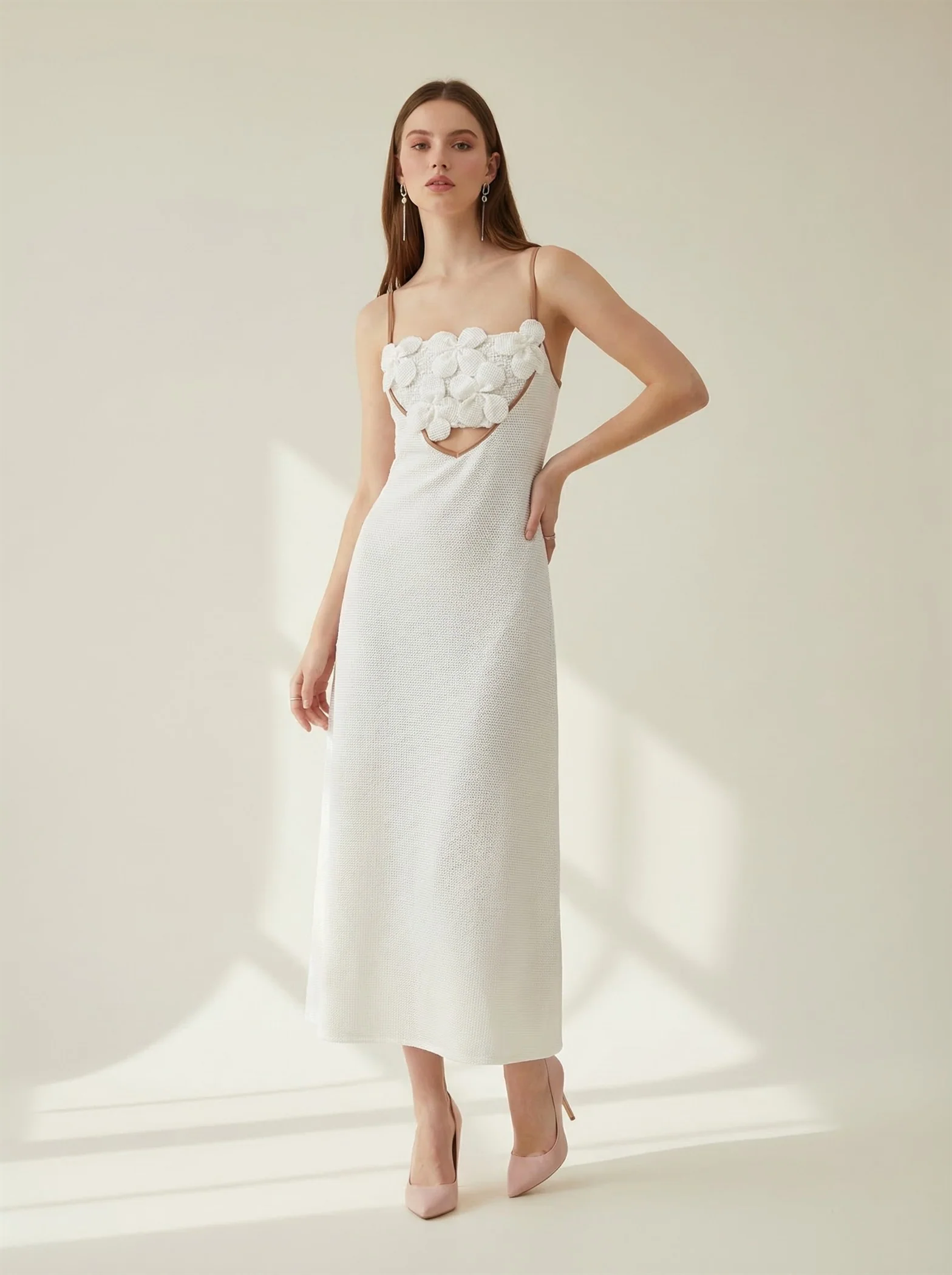 Summer Soirée Cutout Maxi Dress - Image 2