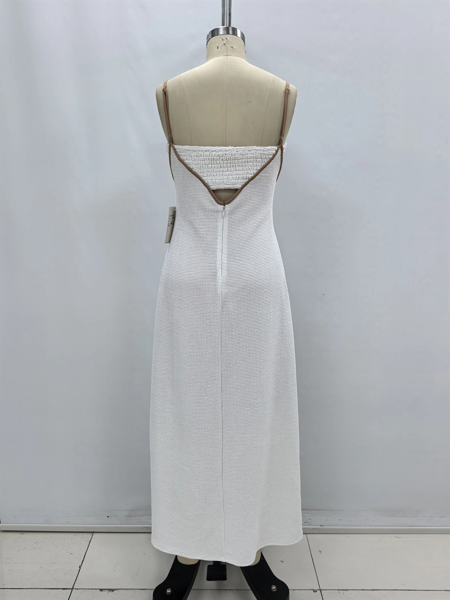 Summer Soirée Cutout Maxi Dress - Image 6
