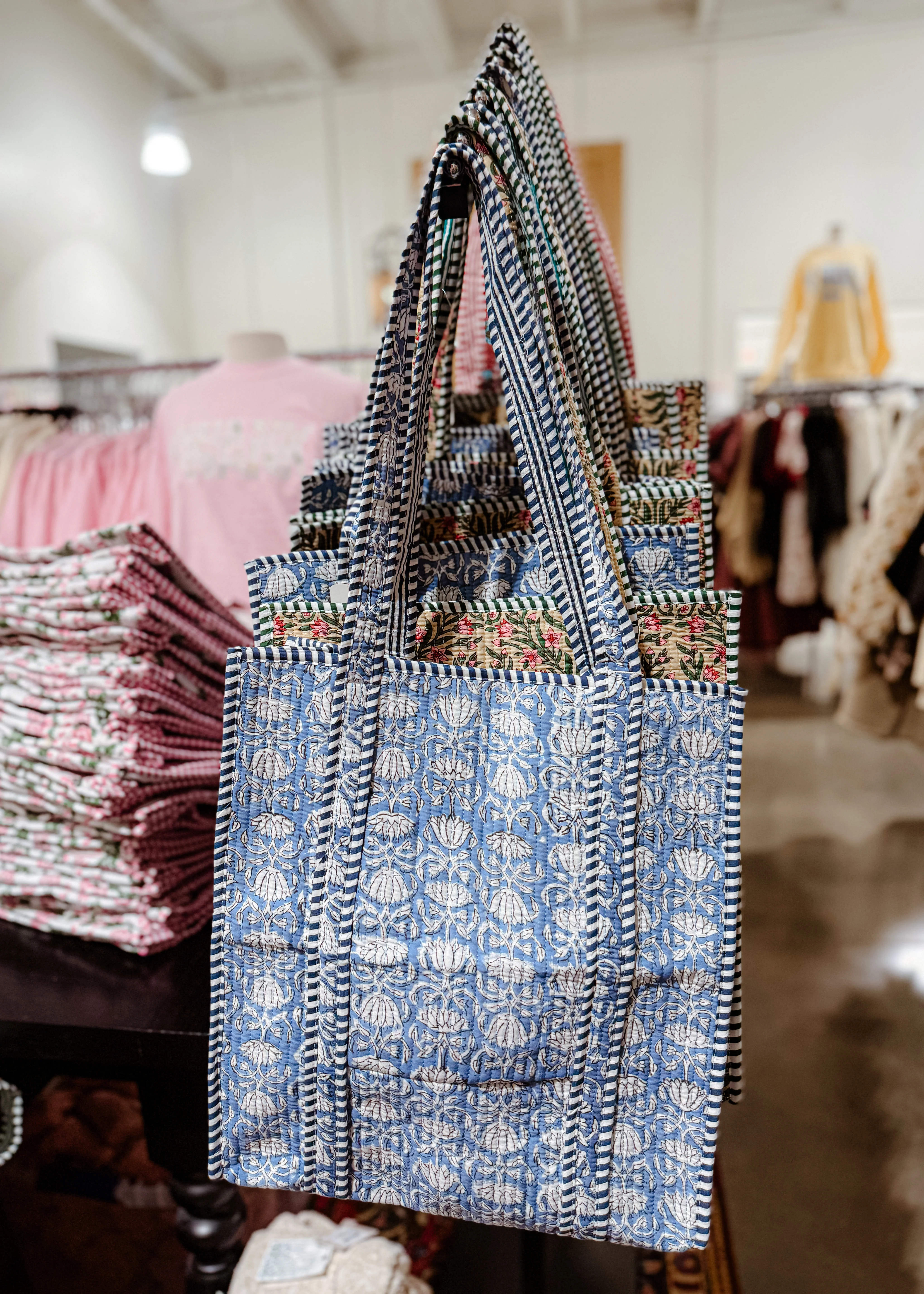 Everyday Quilted Tote Bag - Image 4